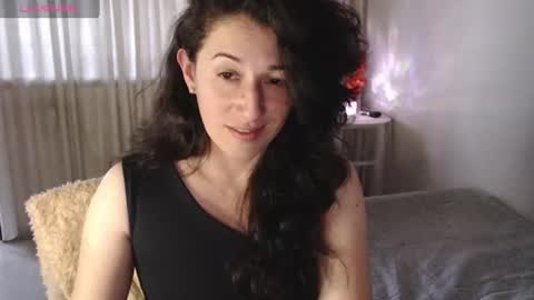 Snapshot of pau_1 chatting on 07.28.26 paula online show from 07.28.26