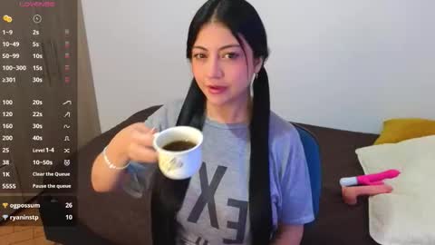 Snapshot of pau_cute19 chatting on 02.06.26 pau cute online show from 02.06.26