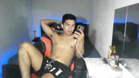 Snapshot of paul968323 chatting on 04.17.26 MrBigPaul online show from 04.17.26