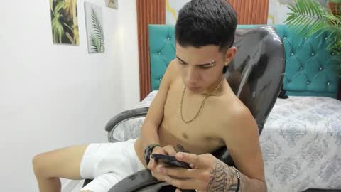 PAUL online show from 02.11.26