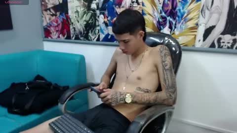 Snapshot of paul_ponce chatting on 06.12.26 PAUL online show from 06.12.26