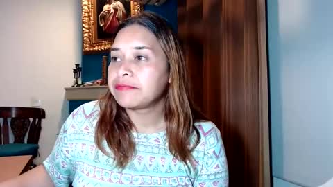 Snapshot of paula_anderson chatting on 12.10.24 PAULA online show from 12.10.24