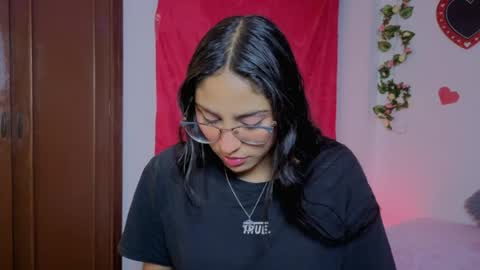 Snapshot of paulacutexs chatting on 05.26.26 Paula online show from 05.26.26