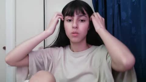 Snapshot of paulainblue chatting on 12.03.24   online show from 12.03.24