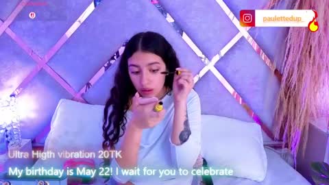 Snapshot of paulette_dupont_ chatting on 05.15.26 paulette_dupont_ online show from 05.15.26