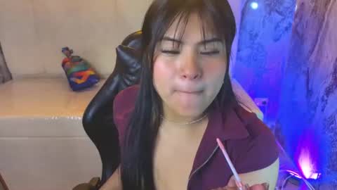 Snapshot of paulette_v chatting on 07.11.26 Live 800am 200pm COLOMBIAN HOUR online show from 07.11.26