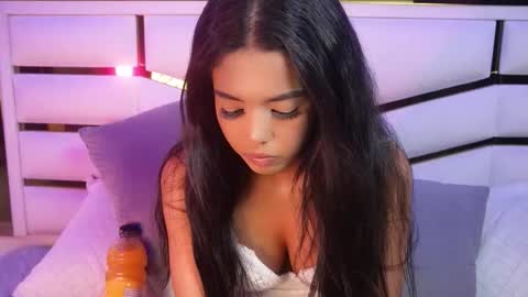 Snapshot of paulina_cano chatting on 03.27.26 Paulina online show from 03.27.26