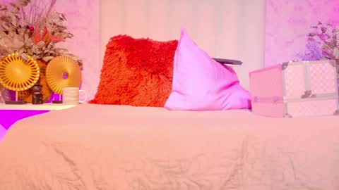 Snapshot of paulina_sodi chatting on 09.30.25 Paulina online show from 09.30.25