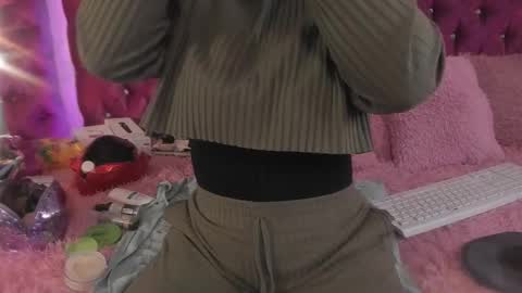 paulinabelen21 online show from 10.18.25