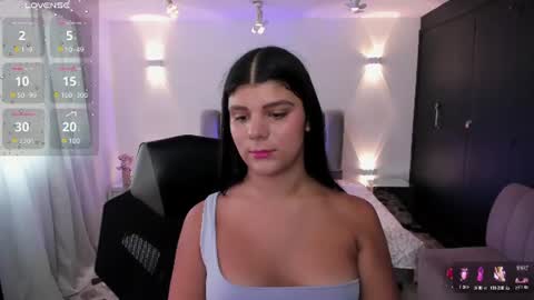 Snapshot of paulinabelle chatting on 06.22.26 Paulina Belle online show from 06.22.26