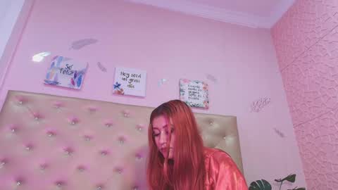 PaulinaSaennz online show from 02.14.25