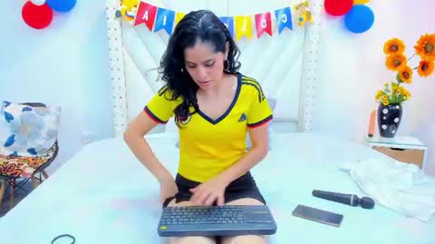 paulinavera online show from 07.07.26