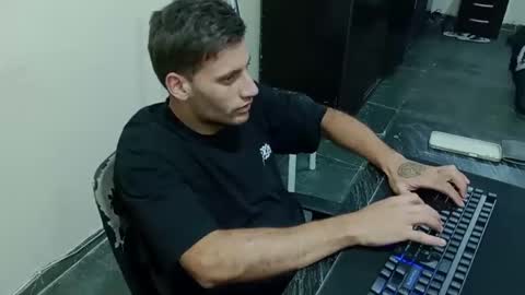 PauRosa online show from 10.16.25