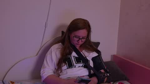 Snapshot of pawg_official chatting on 05.20.26 pawg_official online show from 05.20.26