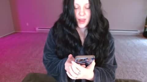 Mommy V online show from 03.15.26