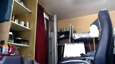 pc8474408 online show from 07.08.26