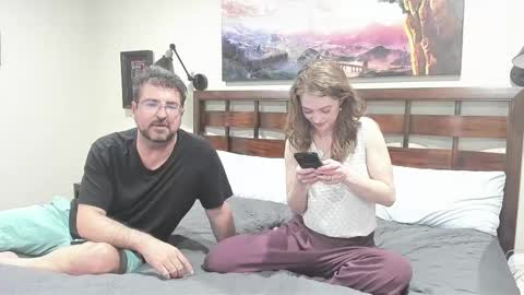 Peaches  Cupcake Rachel and Bryce online show from 01.15.26