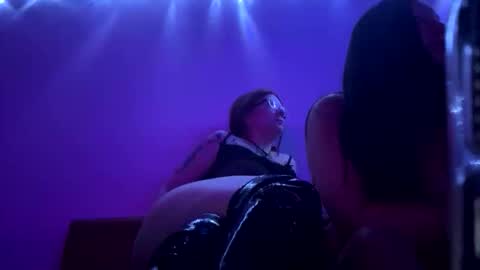 peachesandcream01 online show from 12.04.25