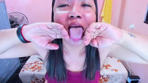 I dont demand tokens for as long as youre not requesting anything but that doesnt mean I dont need tokens.. I dont do free online show from 04.24.26