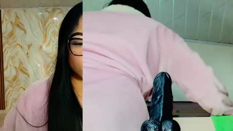 peachy__baby online show from 07.11.26