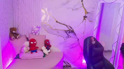peachy_tay online show from 05.18.26