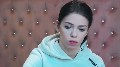 Ella online show from 02.20.26