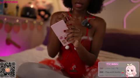 peachypeachgirl online show from 11.19.25