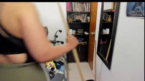 Tangerine Penaut online show from 07.16.26