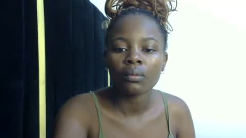 Snapshot of pearl_velvet chatting on 02.25.26 vel online show from 02.25.26