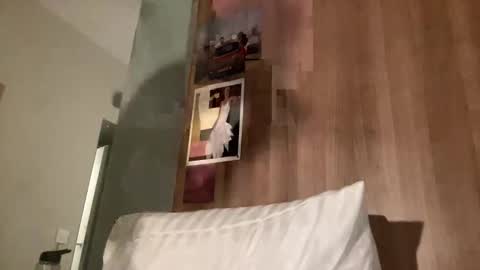 Snapshot of pearlsiren chatting on 09.19.25 twink jackson online show from 09.19.25