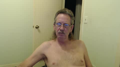 Snapshot of peavsters chatting on 12.05.24 Alex online show from 12.05.24