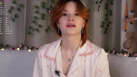 Lily online show from 11.04.25