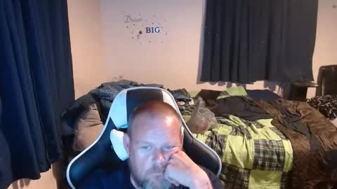 pecker40 online show from 12.31.24