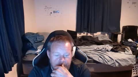 pecker40 online show from 03.07.25