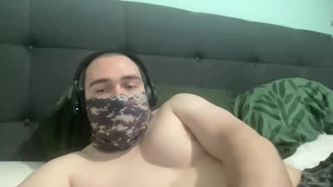 Snapshot of pelao2007 chatting on 02.07.26 easy cum online show from 02.07.26