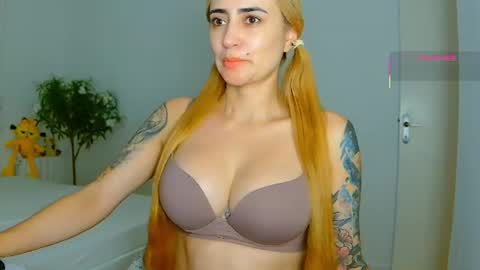 Hi Im Penelope  better vibrations  1111 online show from 07.15.26