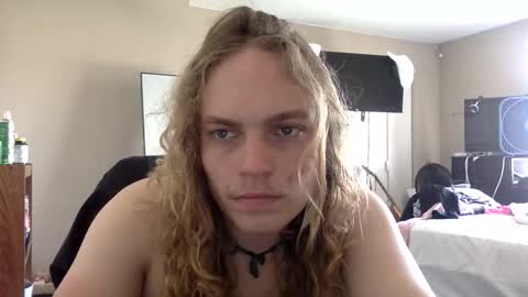 Penutbuttajelllytime online show from 05.17.26