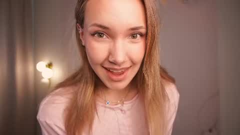 im Kira today is my 1st day here 3 online show from 06.12.26