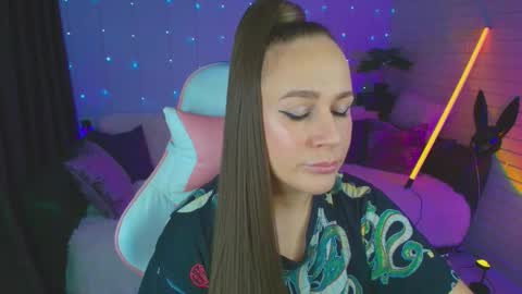 Dia  online show from 10.01.25