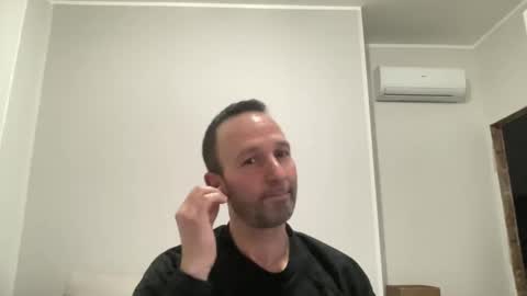 Snapshot of peppinslosqualo chatting on 02.11.25 peppinslosqualo online show from 02.11.25