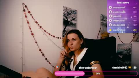 Mia online show from 07.26.26