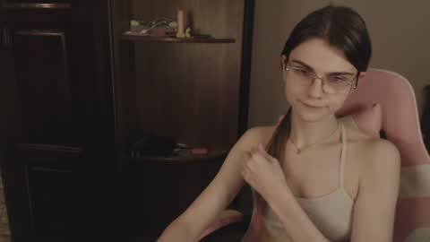 Farida online show from 01.11.25