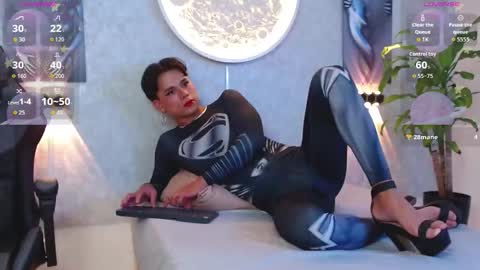 Snapshot of perfectskinny_latinmen_07 chatting on 11.22.25 Andy online show from 11.22.25