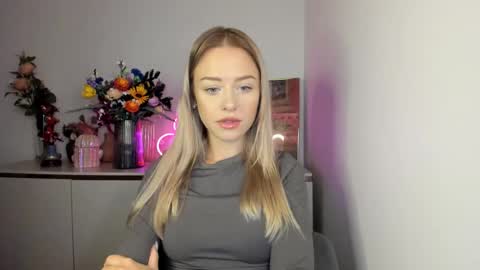 Cindy online show from 10.06.25