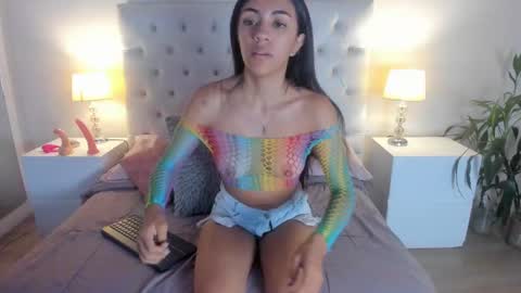 PERLA online show from 09.22.25