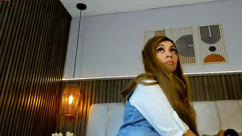 PerlaPreciosa online show from 04.12.26