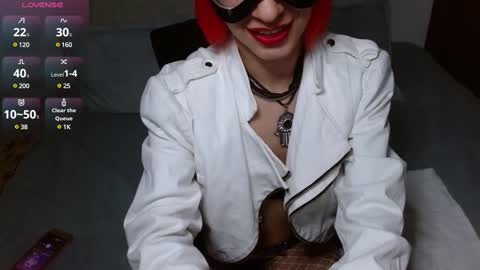 persefone_fire online show from 01.01.25