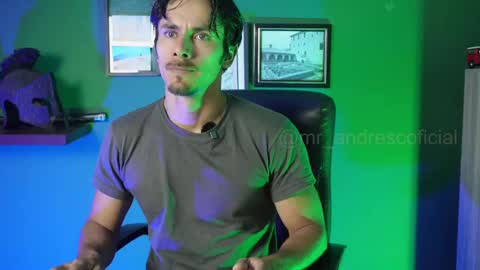 Snapshot of perseoo_88 chatting on 02.19.26 andres online show from 02.19.26