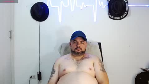 Snapshot of perverseveteranmanxxx chatting on 12.19.24 Carlos online show from 12.19.24