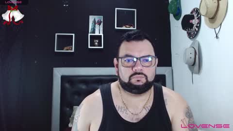 Snapshot of perverseveteranmanxxx chatting on 12.23.24 Carlos online show from 12.23.24